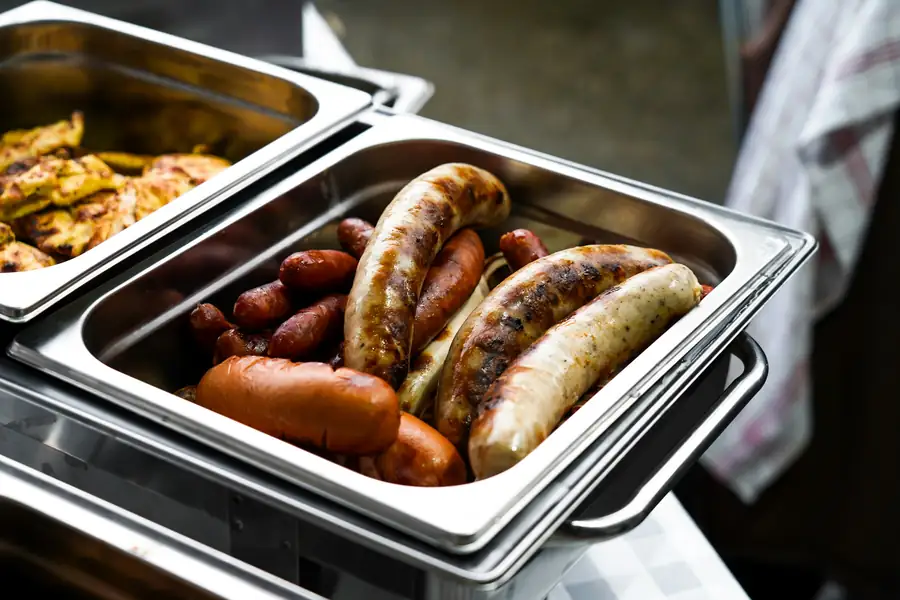 Modern Features in Food Warmers