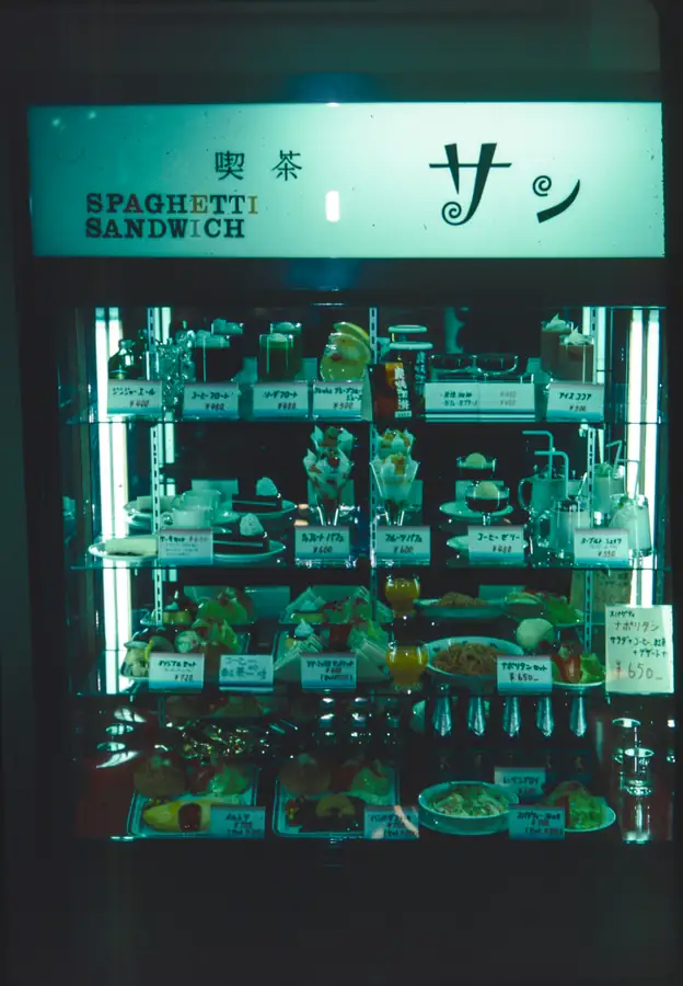 Combination food processor with various attachment parts