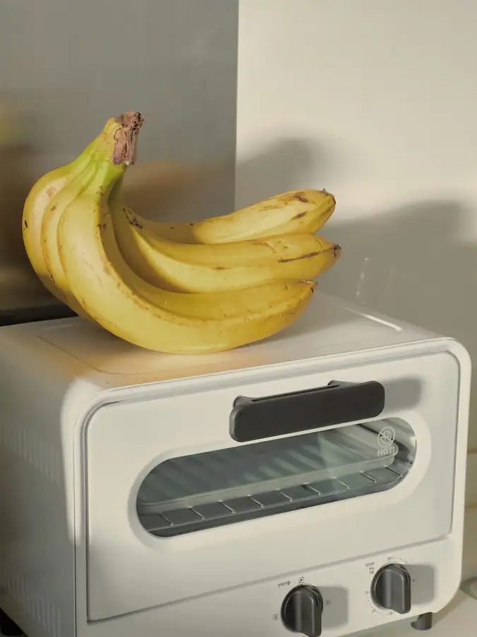 Versatile use of undercounter refrigerator