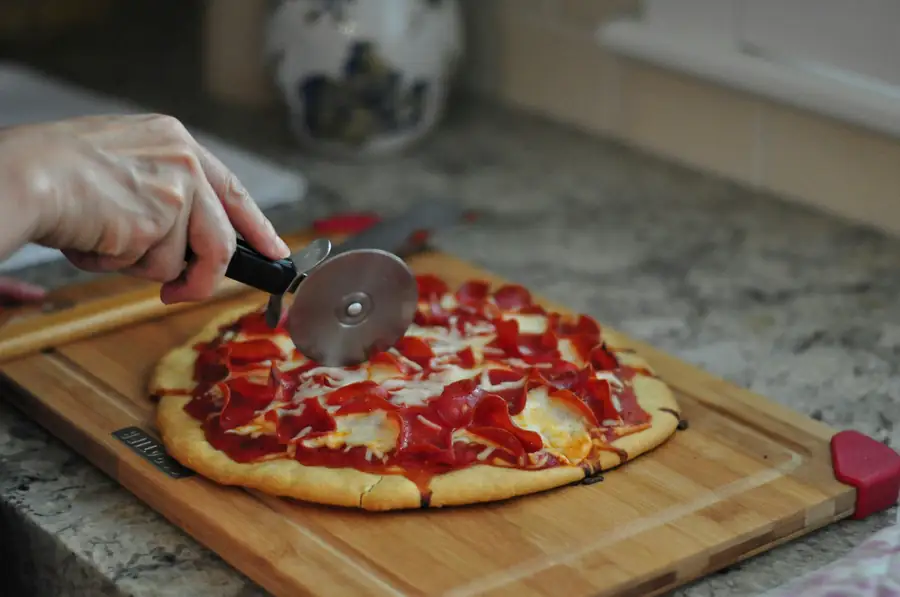 Technologically advanced pizza oven with digital controls