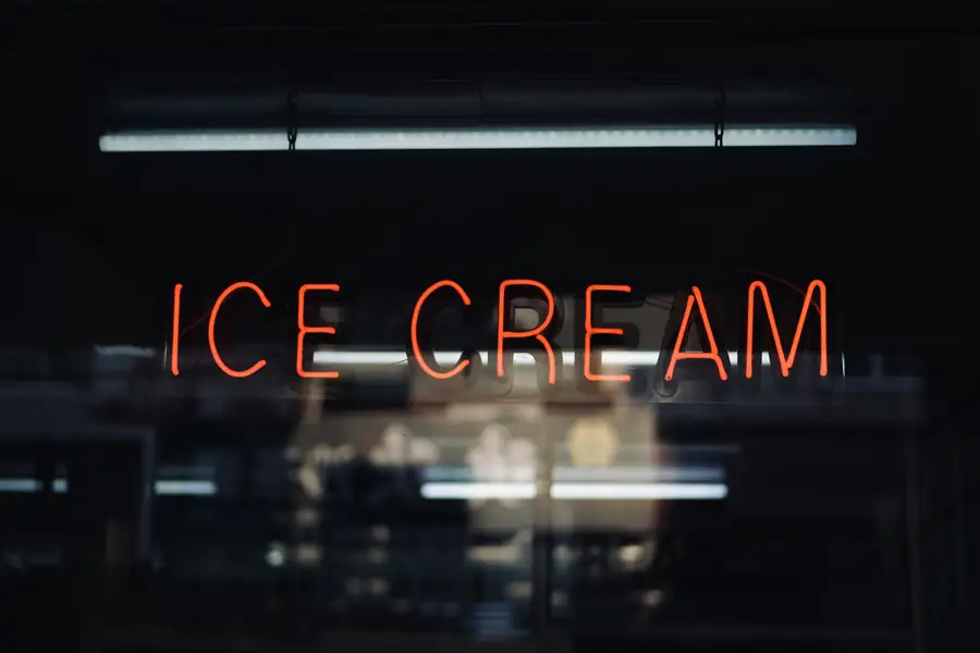 Ice Cream Freezer with Key Features