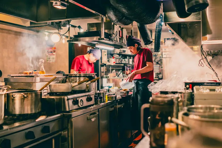 Comparison between refurbished and used restaurant equipment