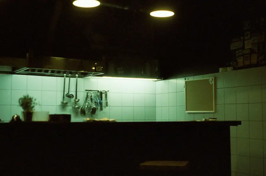 Image depicting various safety features of a commercial deep fryer