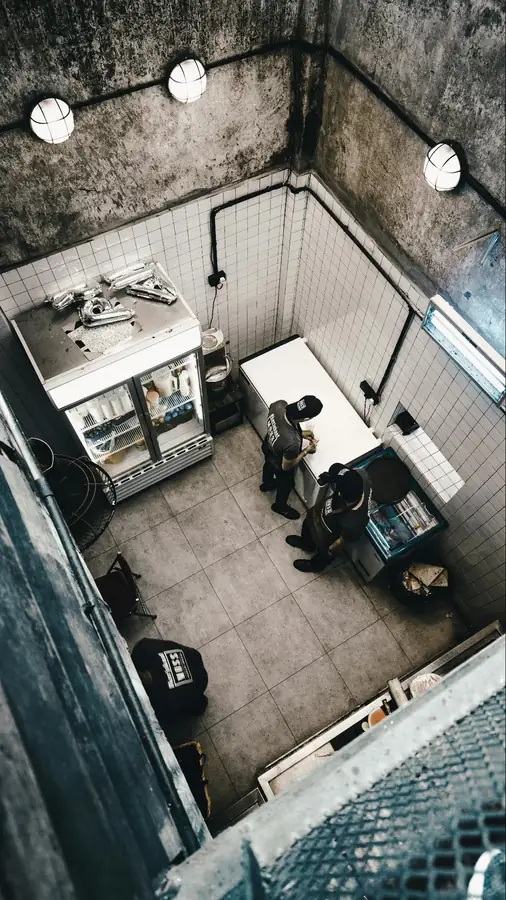 Energy-efficient commercial freezer with digital temperature controls