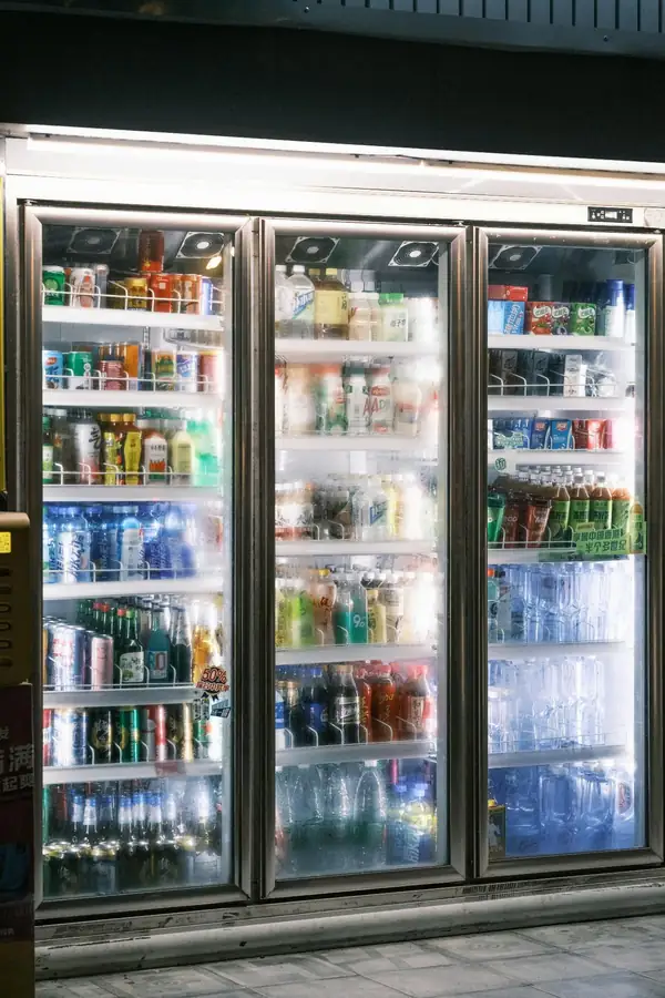 Energy efficient commercial refrigeration with sustainability features