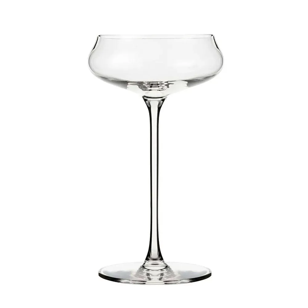 Virtuoso coupe glass from Libbey with a sleek design, ideal for cocktails and upscale service, perfect for restaurants, bars, or special events.