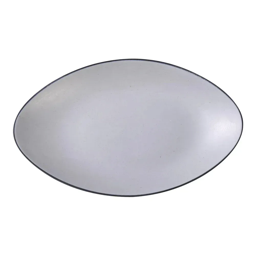 Yanco Birmingham melamine oval dinner plate, durable and versatile, ideal for restaurant or home dining, elegant and functional.
