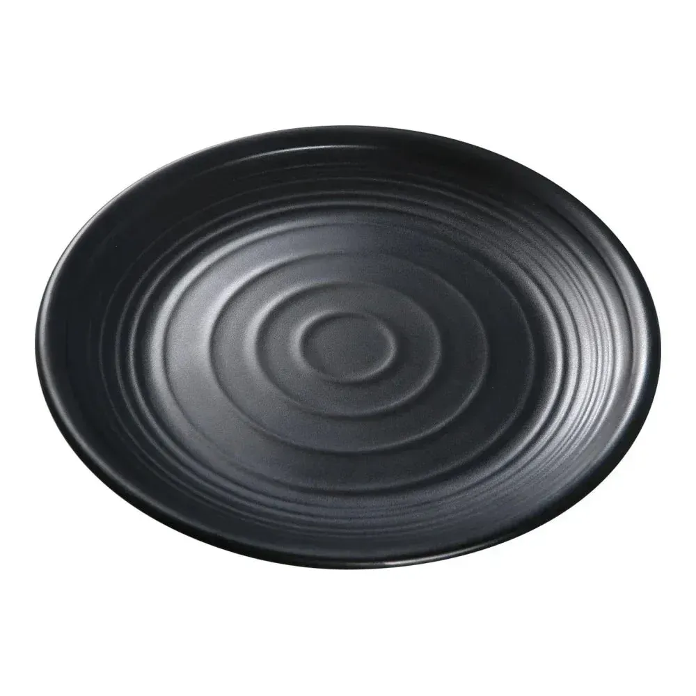 Matte black melamine round plate from Yanco China with a clean matte look, perfect for casual or fine dining service anywhere you desire.