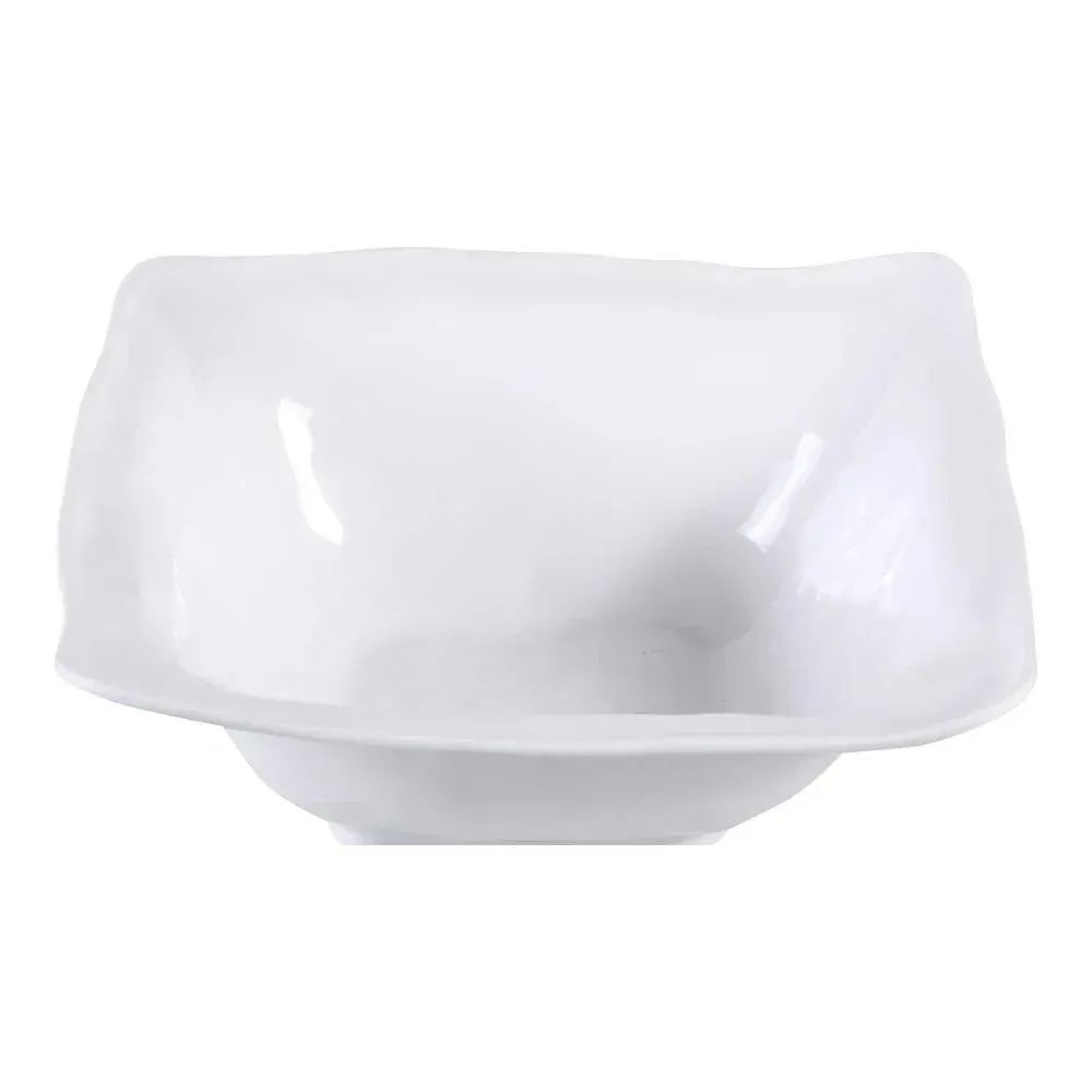 Sleek white melamine square catering bowl by Yanco China with deep sides, perfect for salads, pasta, or shared dishes in professional dining.