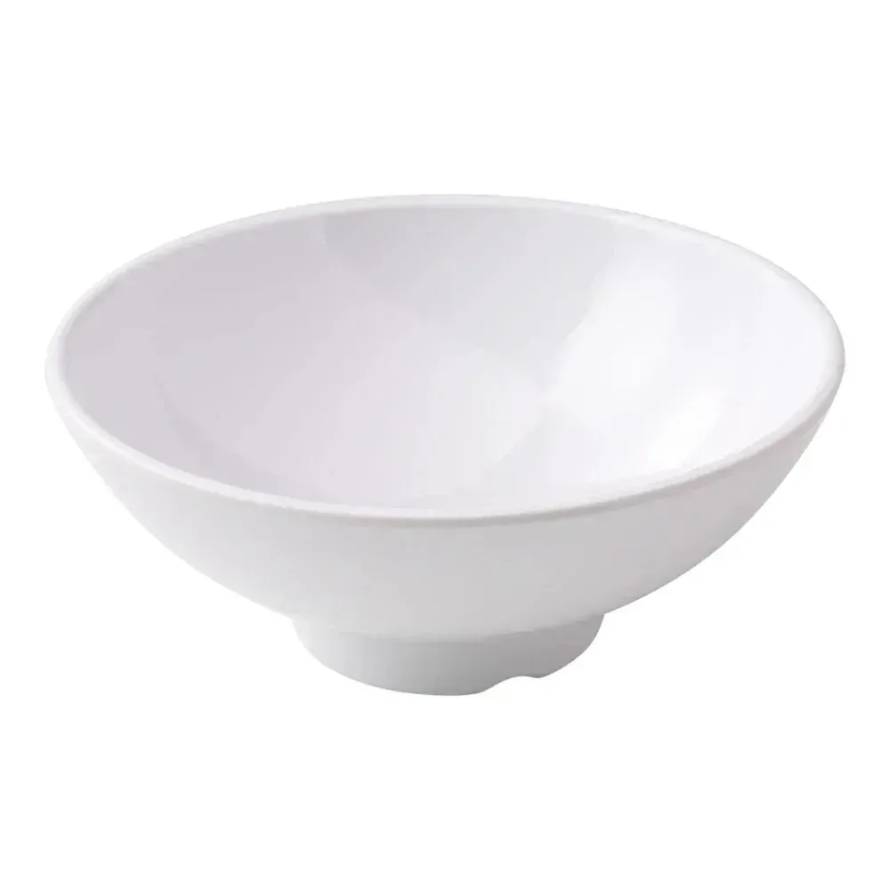 Yanco China white melamine coupe bowl with clean finish, suitable for versatile use with soups, pasta, or fresh salads in casual or formal service.