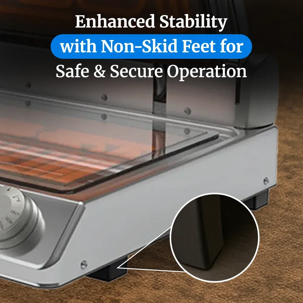 Cadco jumbo glass-ceramic clamshell grill with smooth clear plates, stainless steel finish, compact, and easy to clean for commercial catering.