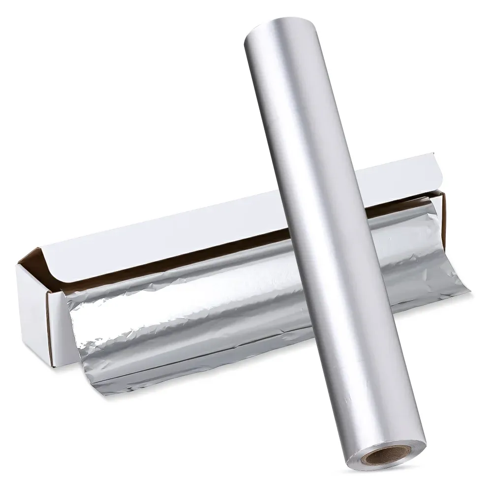 Dinelux Series 18" x 500' Food Service Foil Roll - 60 Gauge