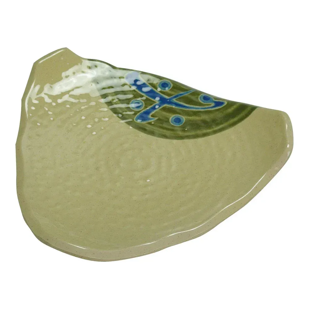 Yanco China elegant triangular sushi plate in sand melamine, ideal for authentic Japanese presentation and upscale minimalist dining style.