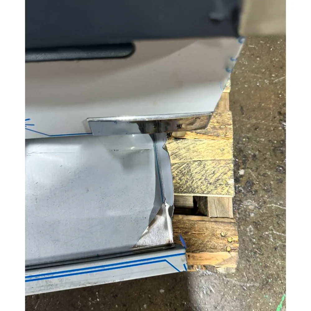 Used 24" Charbroiler with 2 Burners, Liquid Propane, 70,000 BTU, 1 Year Warranty