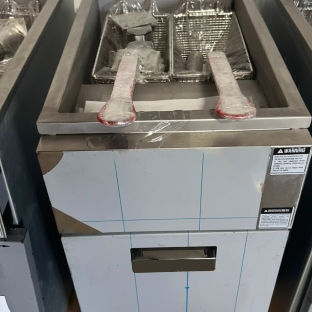 Used  40 lbs Commercial Gas Fryer, Liquid Propane, 105,000 BTU, 1 Year Warranty