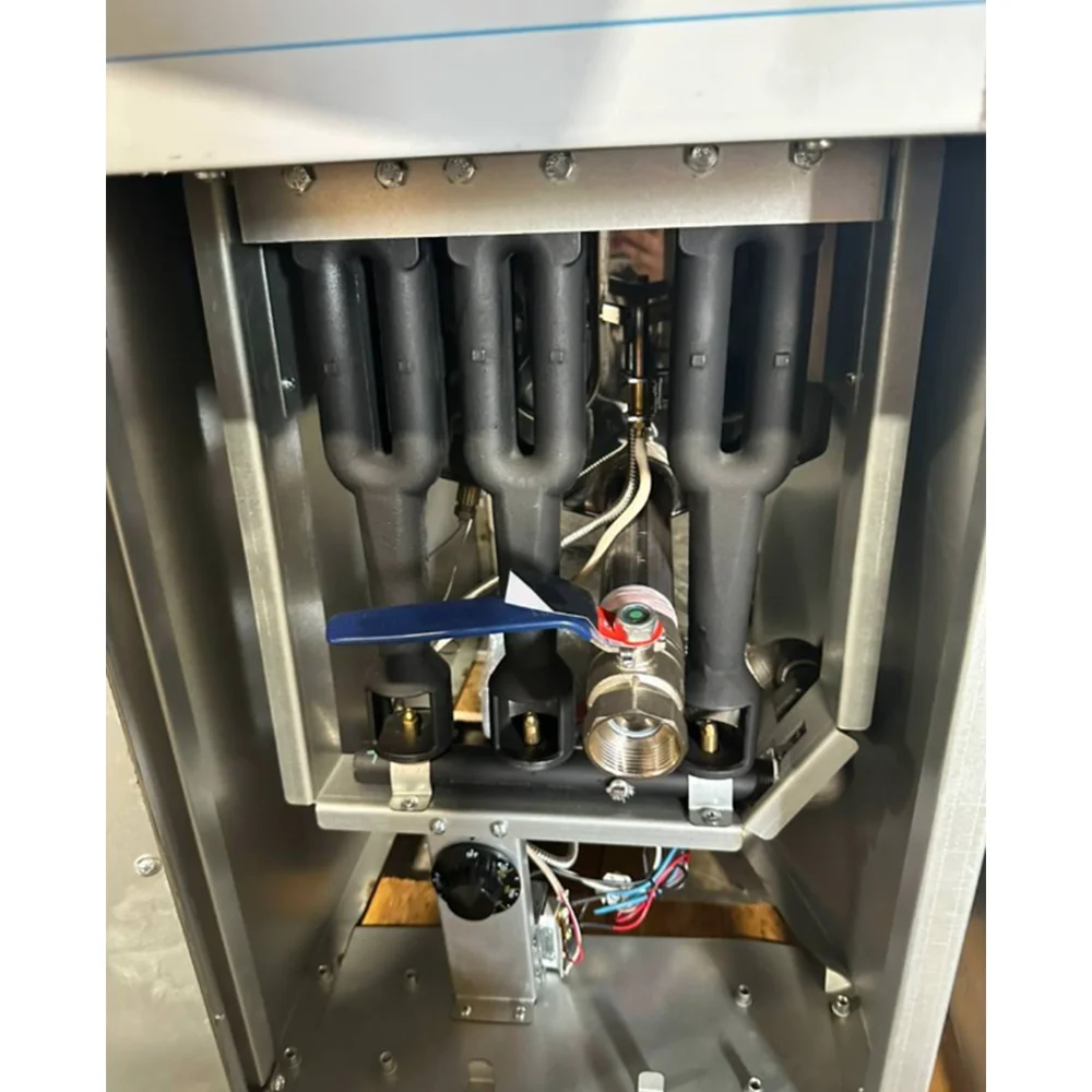 Used  40 lbs Commercial Gas Fryer, Liquid Propane, 105,000 BTU, 1 Year Warranty