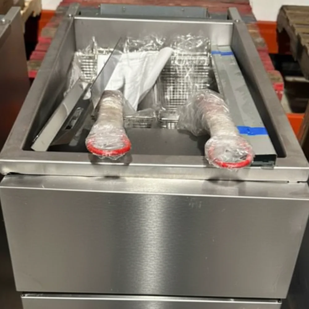 Used  40 lbs Commercial Gas Fryer, Liquid Propane, 105,000 BTU, 1 Year Warranty