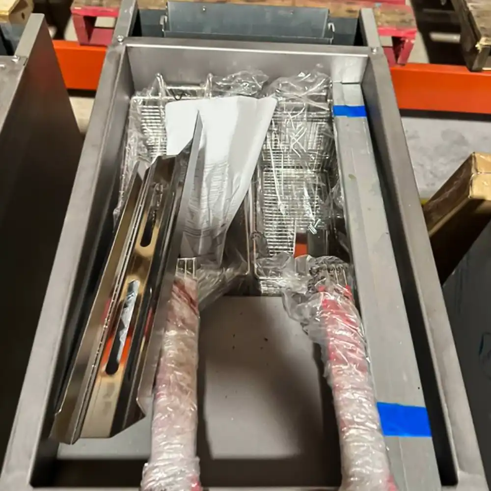 Used  40 lbs Commercial Gas Fryer, Liquid Propane, 105,000 BTU, 1 Year Warranty