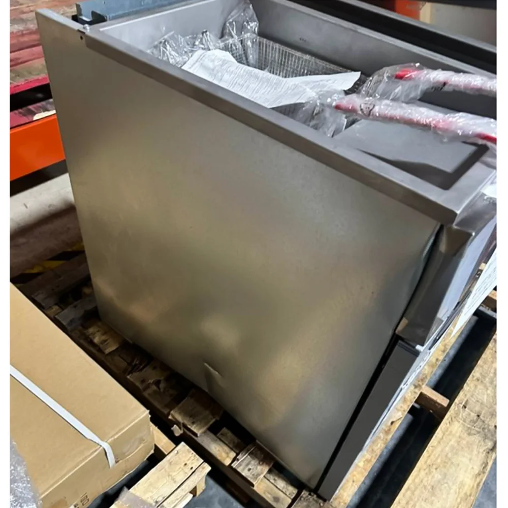 Used  40 lbs Commercial Gas Fryer, Liquid Propane, 105,000 BTU, 1 Year Warranty