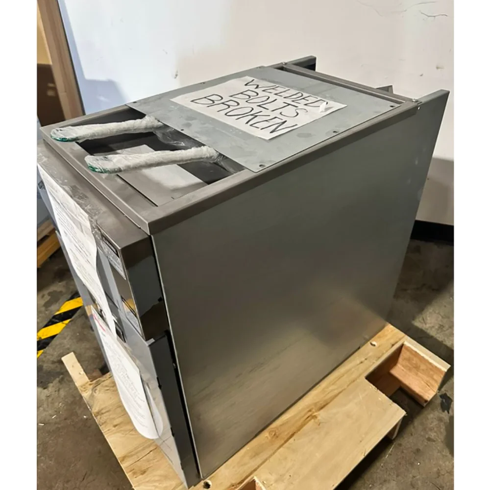 Used  40 lbs Commercial Gas Fryer, Liquid Propane, 105,000 BTU, 1 Year Warranty