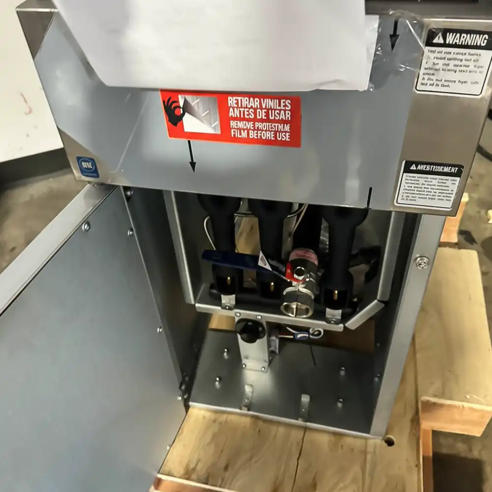 Used  40 lbs Commercial Gas Fryer, Liquid Propane, 105,000 BTU, 1 Year Warranty