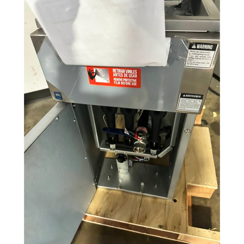 Used  40 lbs Commercial Gas Fryer, Liquid Propane, 105,000 BTU, 1 Year Warranty