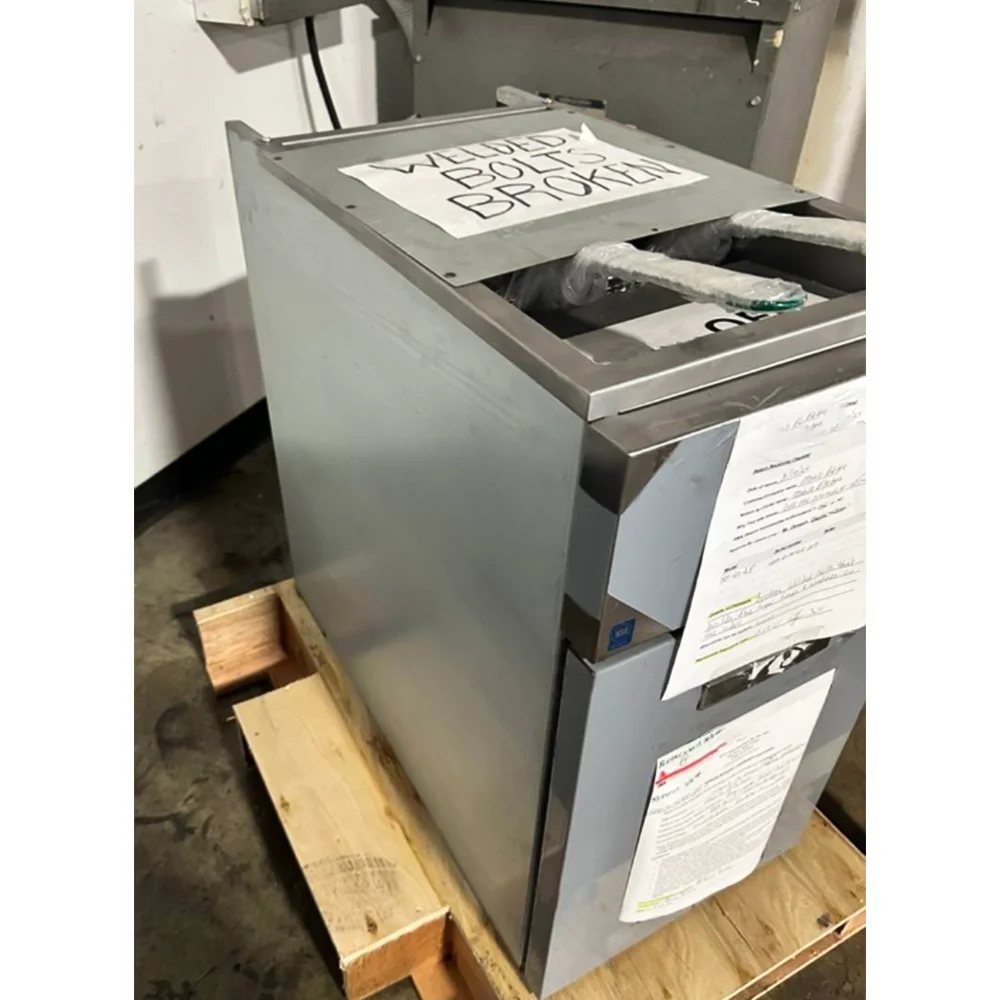 Used  40 lbs Commercial Gas Fryer, Liquid Propane, 105,000 BTU, 1 Year Warranty