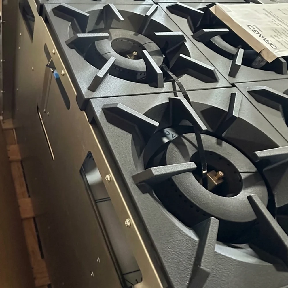 Used 36" Commercial Gas Range, 6 Open Burners and 1 Oven, Natural Gas, 1 Year Warranty