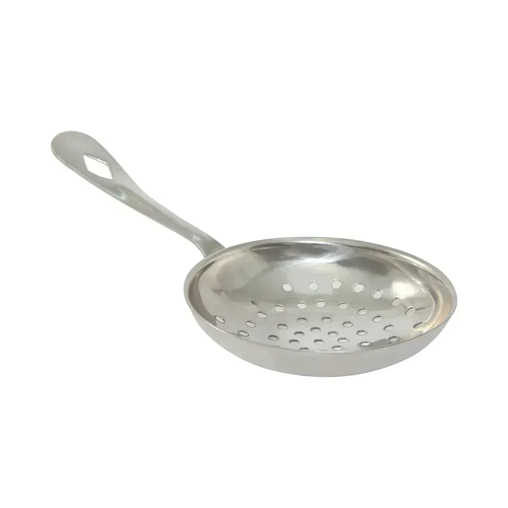 CAC China stainless steel julep strainer for smooth cocktail straining, ideal for bartenders seeking precise and mess-free drink pouring.
