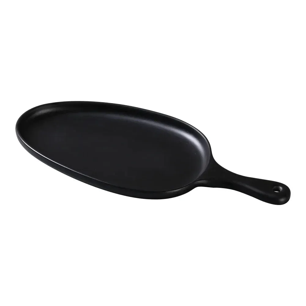 Black organic melamine pan plate by Yanco China with handle for restaurant buffet service. Sleek, durable construction with contemporary styling.