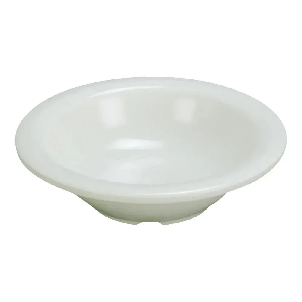 Soft ivory Yanco China melamine salad bowl offers understated elegance, chip-resistant for everyday salads or buffet displays.