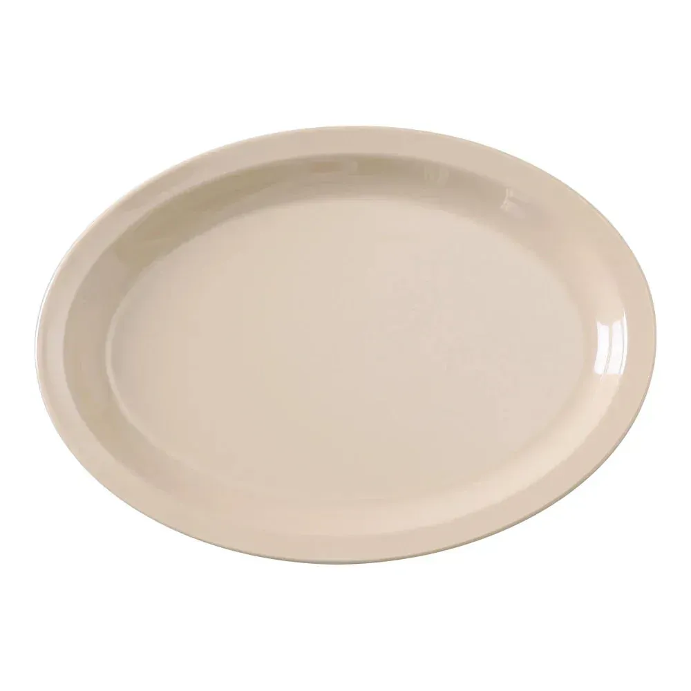 Yanco China tan melamine oval platter with narrow rim suits elegant plating for buffets, catering, or restaurant food service environments.