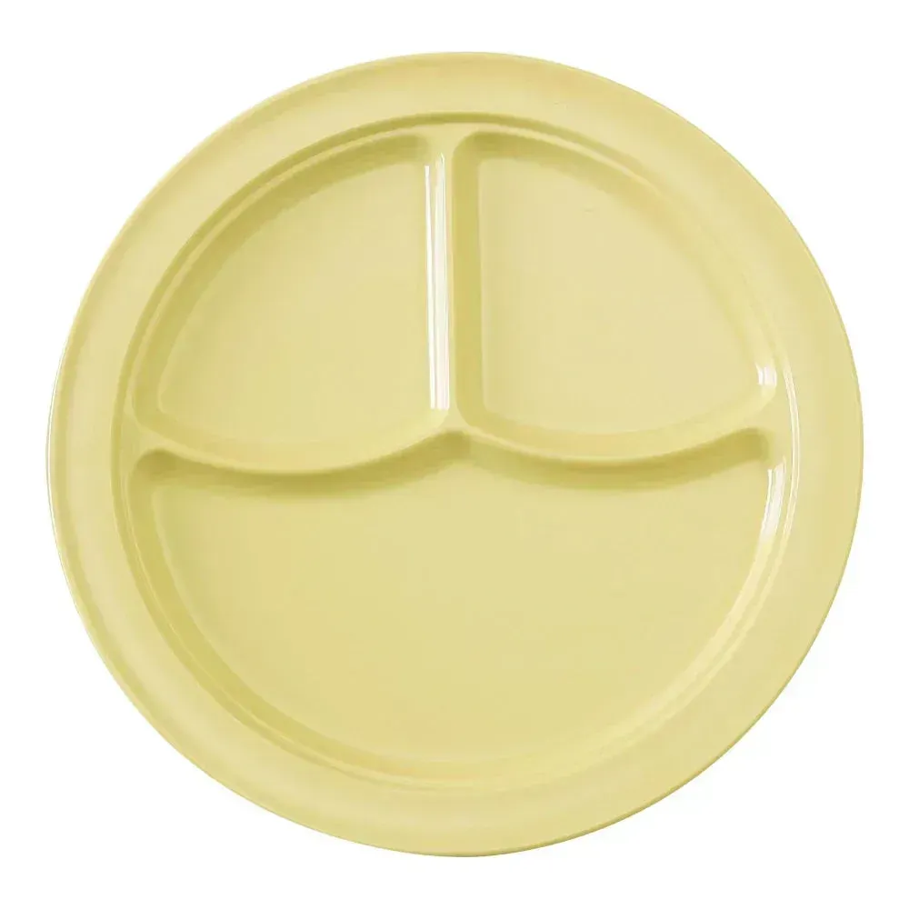 Yanco China bright yellow melamine three-compartment plate adds cheerful organization to school lunches and casual cafeteria dining spaces.