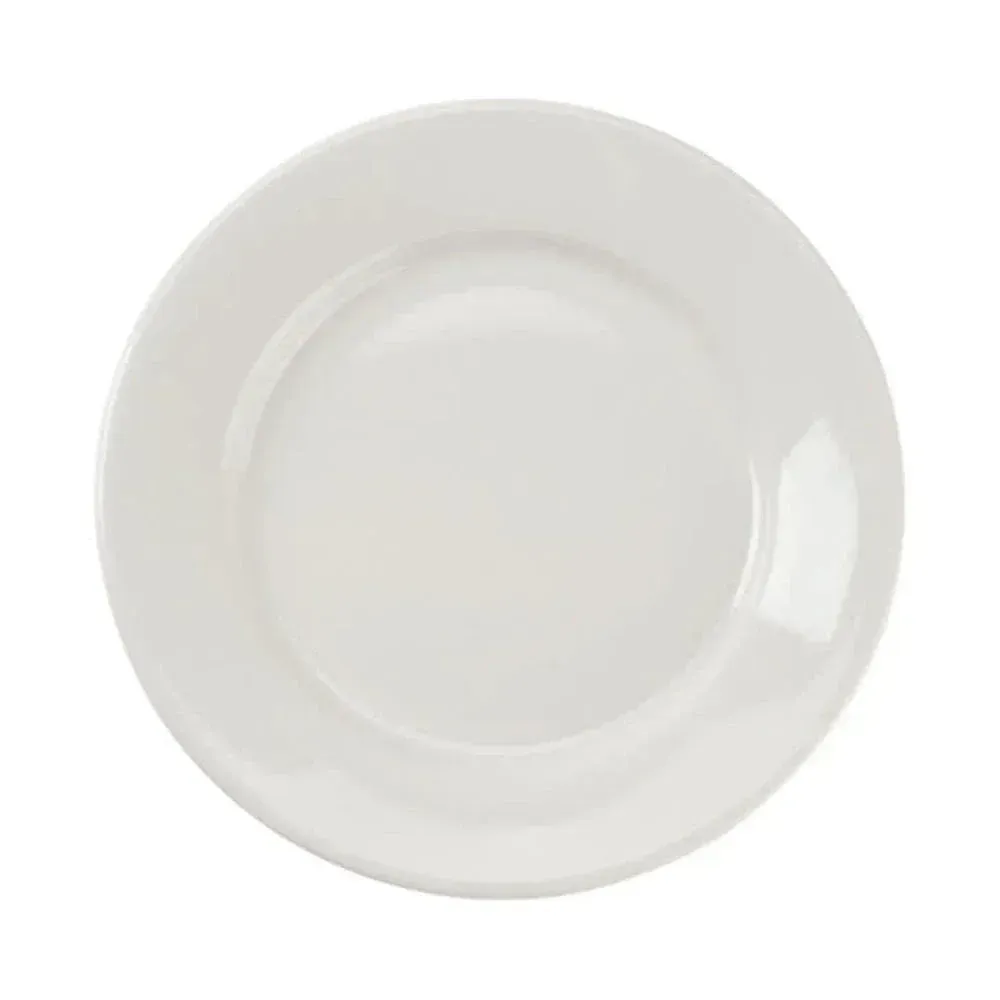 Yanco China versatile white recovery dinner plate suits institutional foodservice, offering durability, easy handling, and consistent presentation.