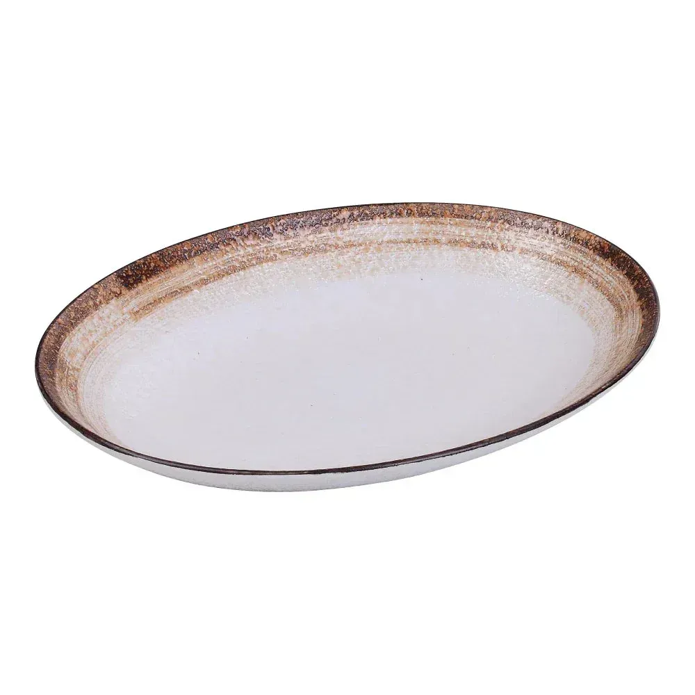 Yanco two-tone oval dinner plate, durable and elegant, ideal for serving main courses, sides, or appetizers in restaurants and cafes.