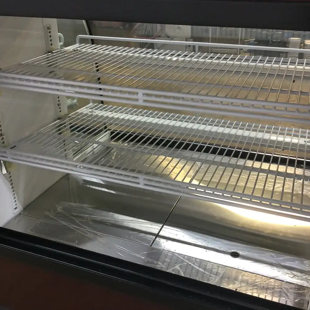 Used Turbo Air TCGB-72-2-CO 72" Dry and Refrigerated Display Case