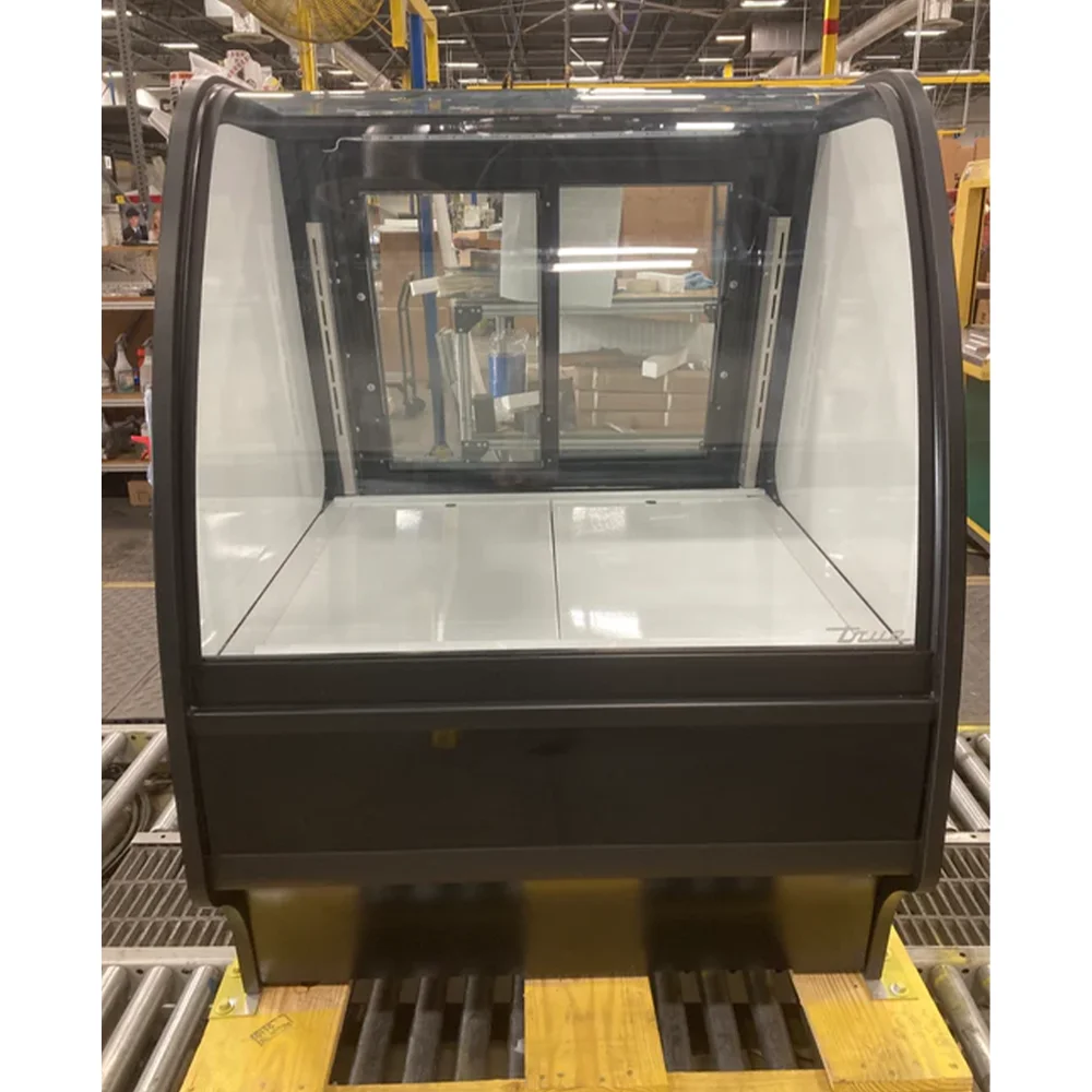 Used True TGM-DC-36-SC-SC-B-W 36 1/4" Full Service Dry Bakery Case with Curved Glass, 3-Year Limited Warranty