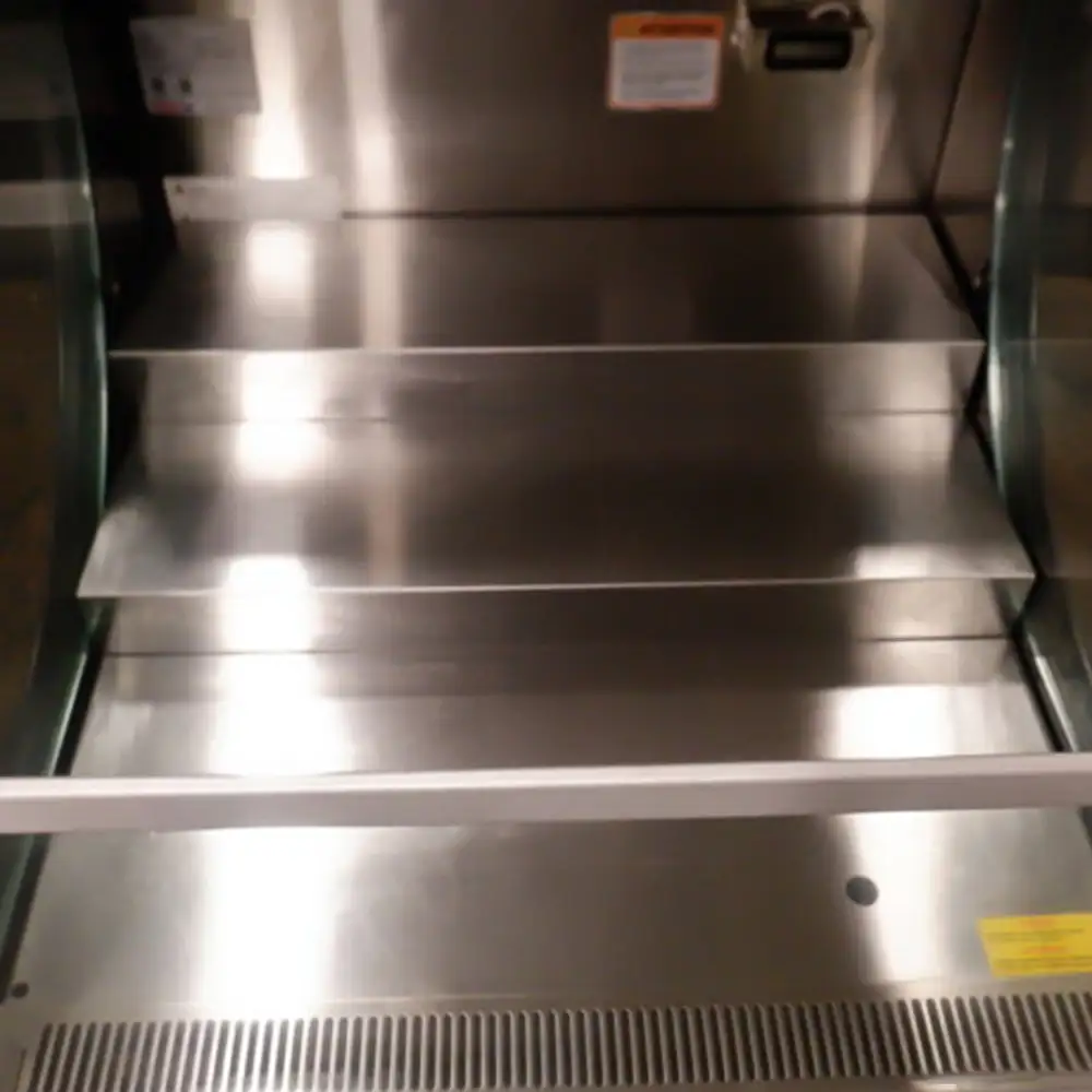 Used Turbo Air TOM-3050-N 30" Refrigerated Open Display Case