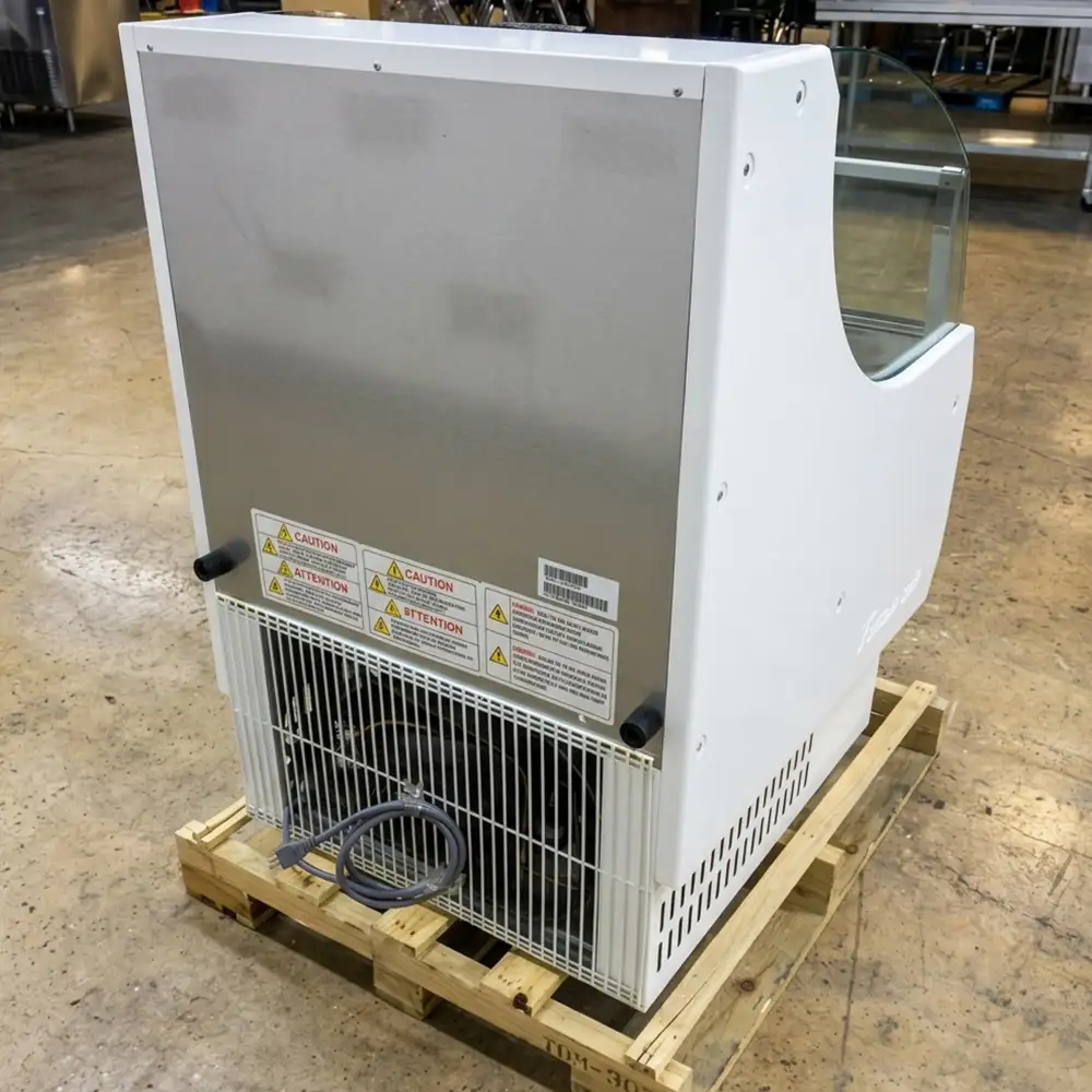 Used Turbo Air TOM-30SW-N 28" Refrigerated Display Case