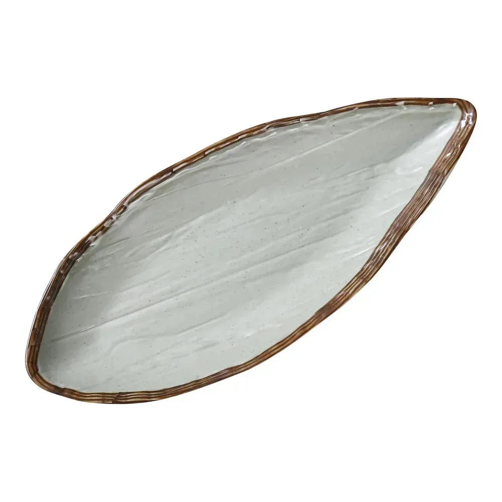 Yanco China green melamine small oval display plate with matte finish, perfect for side dishes, desserts, or artistic plating.